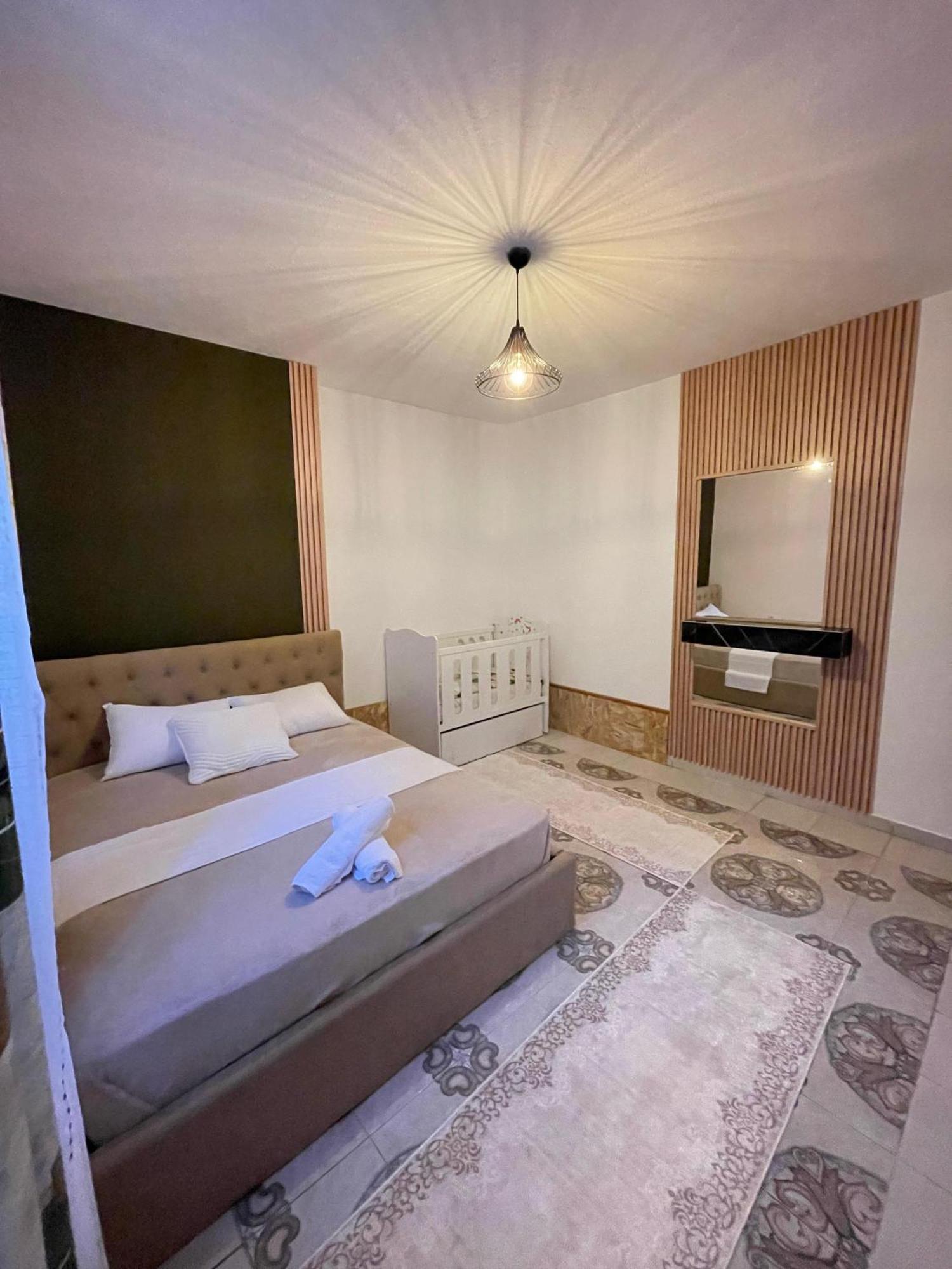 Pogradeci Lake Guest House Экстерьер фото