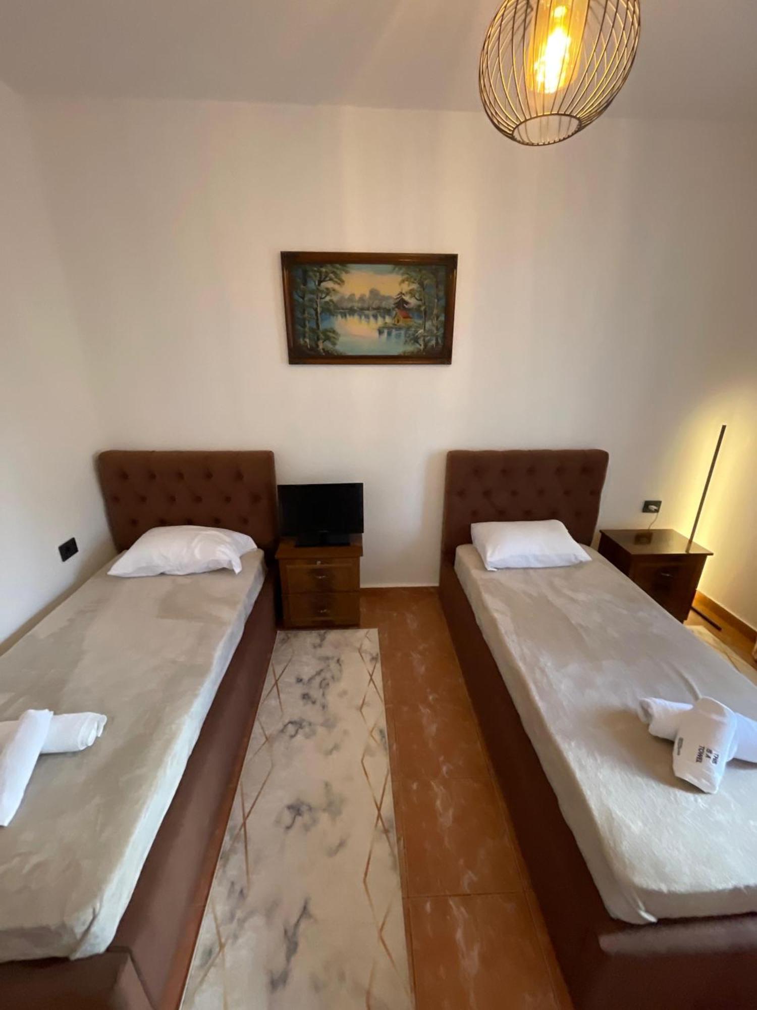 Pogradeci Lake Guest House Экстерьер фото